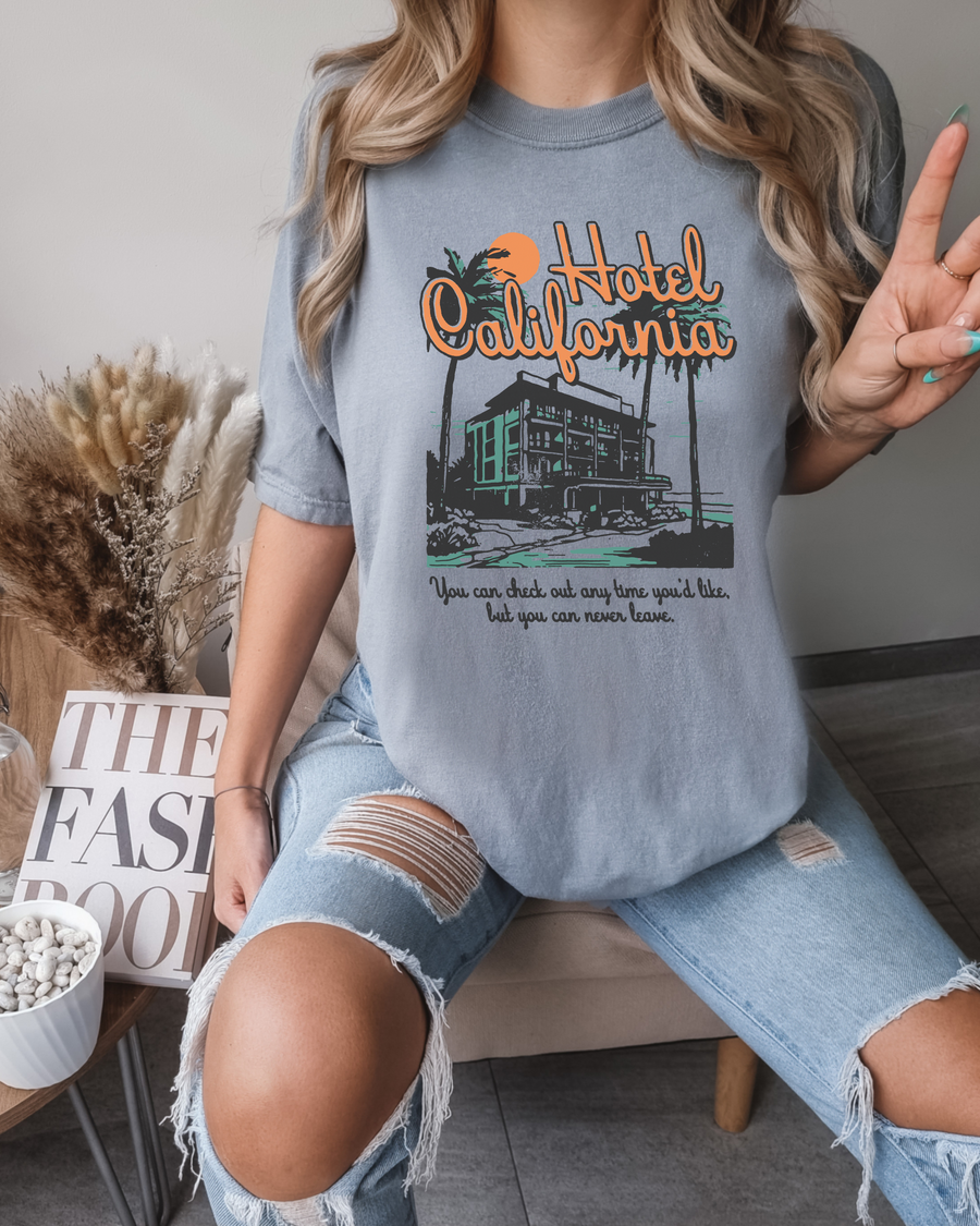 Cali Hotel Comfort Colors T-Shirt (RTS)